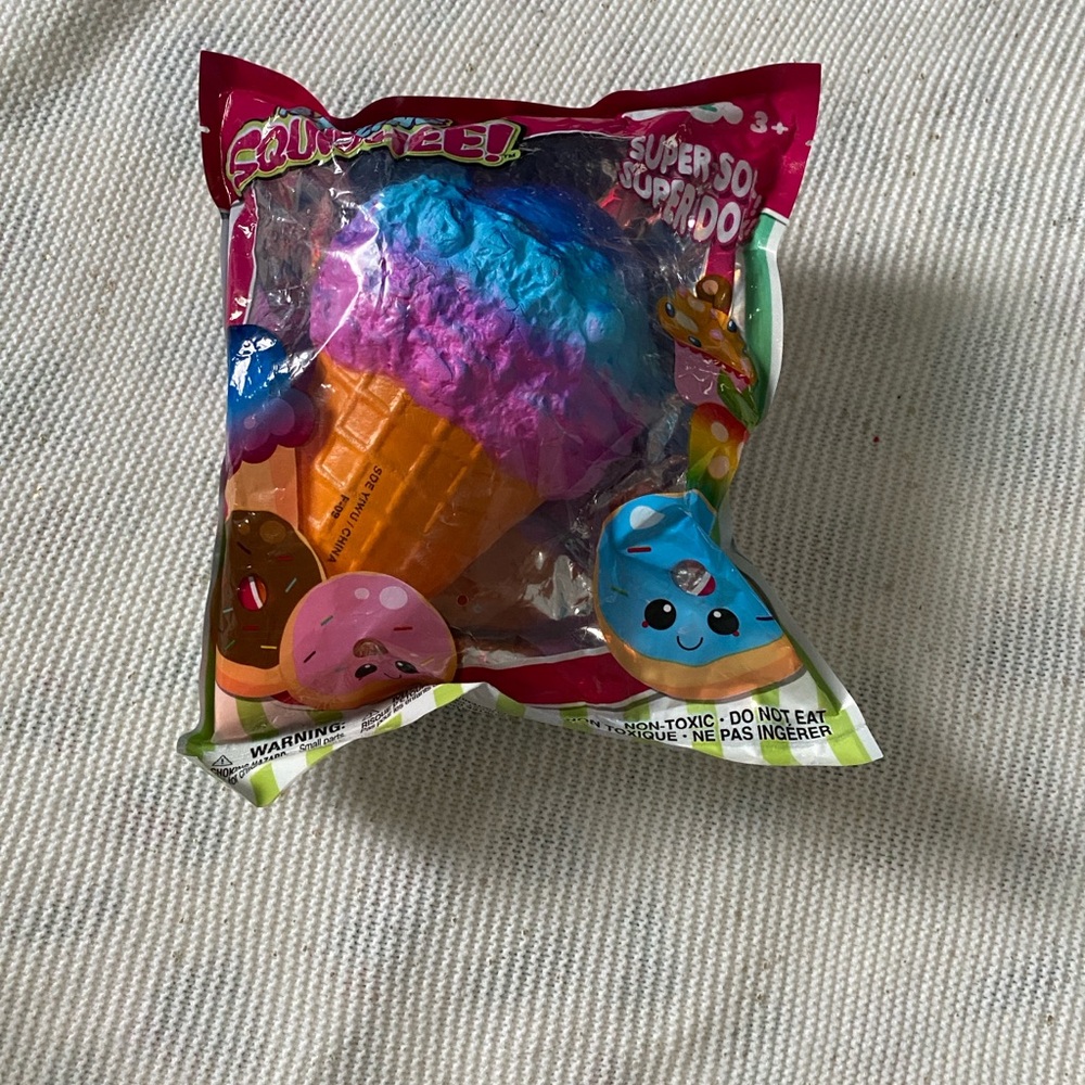 Amazing Squishee! Ice cream cone
